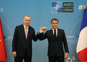 Macron ve Erdoğan NATO Zirvesi öncesi bir araya geldi
