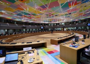 AB, ABD’nin çekilmesinden sonra Afganistan’daki olası gelişmeleri masaya yatırdı