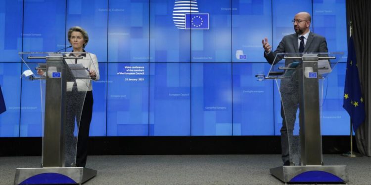 AB’den yeni Covid-19 önlemi: Seyahatler güçlü şekilde caydırılacak; aşı sertifikası ertelendi