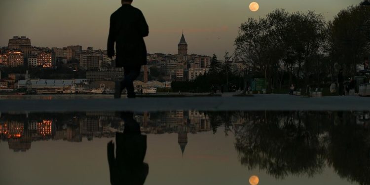 Türkiye’nin koronavirüs tablosu: Can kaybı 63, yeni vaka sayısı 5 bin 91