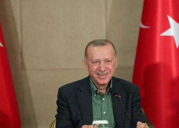 Erdoğan’dan gençlere ‘erken evlenme’ ve en az ‘üç çocuk yapma’ tavsiyesi