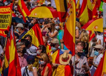 İspanya’da hükümetin ‘tutuklu Katalan siyasilere af girişimine’ karşı eylem