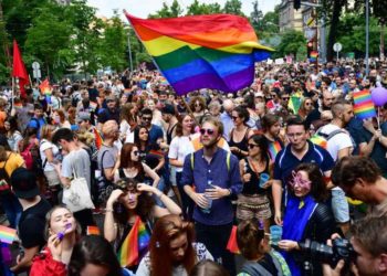 AİHM Romanya’yı LGBT davasında mahkum etti