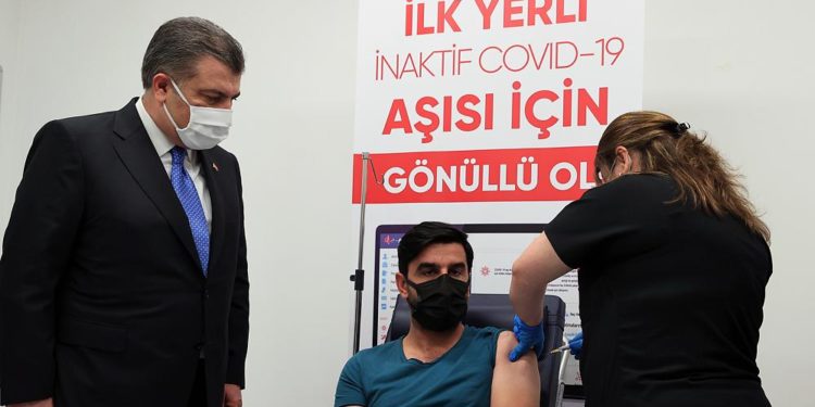 Türkiye’nin Covid-19’a karşı geliştirdiği yerli aşının adı ‘Turkovac’ oldu