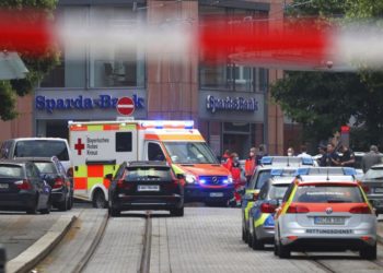 Almanya’nın Würzburg kasabasında bıçaklı saldırı: 3 kişi öldü, 6 yaralı