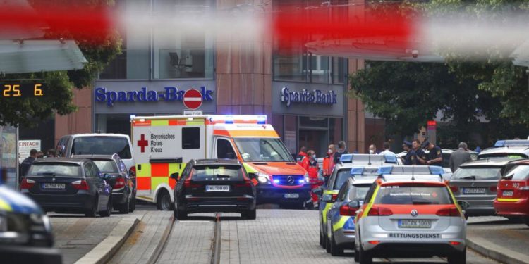 Almanya’nın Würzburg kasabasında bıçaklı saldırı: 3 kişi öldü, 6 yaralı