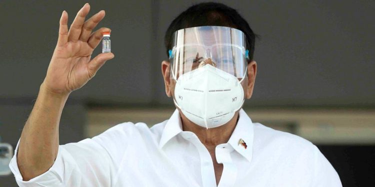 Filipinler Devlet Başkanı Duterte aşı karşıtlarına seslendi: Tercihini yap; ya aşı ya hapis