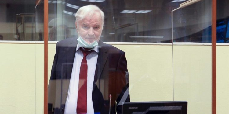 ‘Bosna Kasabı’ lakaplı Ratko Mladiç’in soykırım suçuna itiraz davası Lahey’de başladı