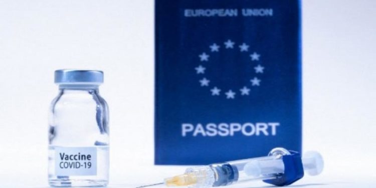 AB aşı sertifikalarının karşılıklı tanınması için ABD ve İngiltere ile görüşüyor