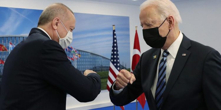 Cumhurbaşkanı Erdoğan ile ABD Başkanı Biden ilk kez yüzyüze görüştü