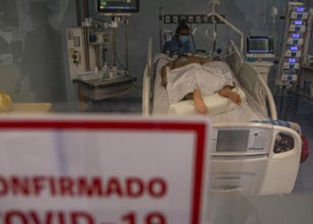 Nüfusunun yarısını aşılayan Şili’de koronavirüs vakaları neden artıyor?