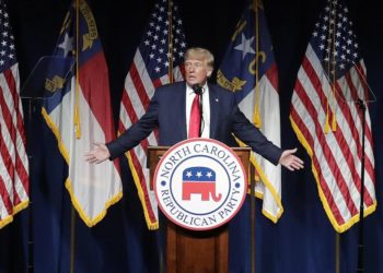 Trump: Çin koronavirüs nedeniyle dünyaya 10 trilyon dolar tazminat ödemeli