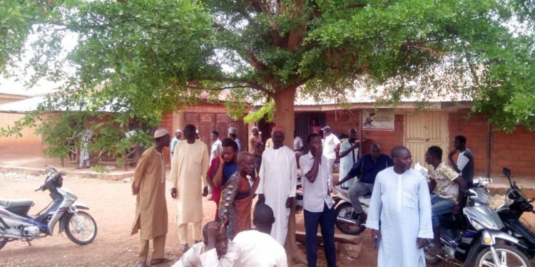 Nijerya’da yağma için köy basan silahlı çeteler 53 kişiyi öldürdü