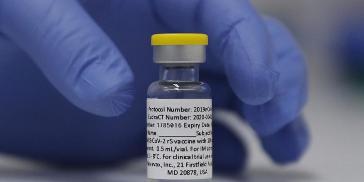 Novovax’ın geliştirdiği Covid-19 aşısının yüzde 90 etkili olduğu açıklandı