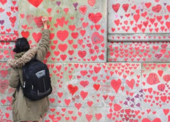 Birleşik Krallık'ta pandeminin başlangıcından beri ilk kez Covid'den ölüm bildirilmedi