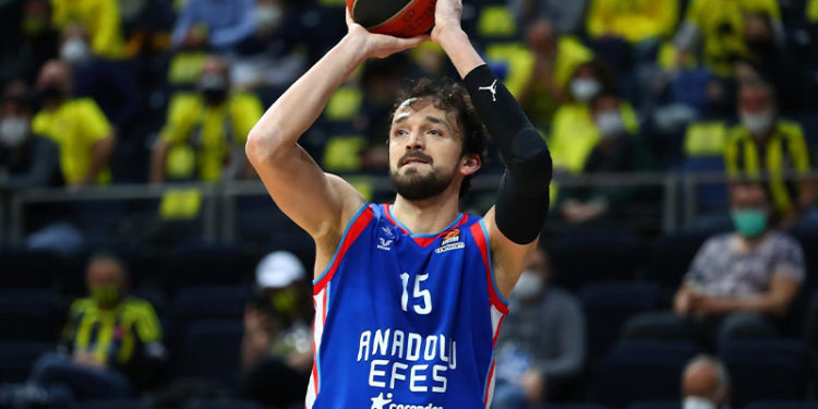 Sertaç Şanlı, Barcelona ile anlaştı