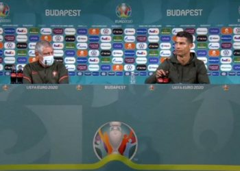 Ronaldo'ya Coca-Cola'ya tavrı sonrası 'iki yüzlülük' eleştirisi: "Geçmişte reklamlarında oynadı"