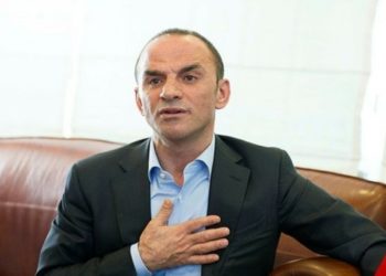 AKP&rsquo;li belediye Galip &Ouml;zt&uuml;rk&rsquo;&uuml;n kiracısı &ccedil;ıktı