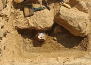 55 kişiyi lanetleyen 2300 yıllık kara büyü bulundu