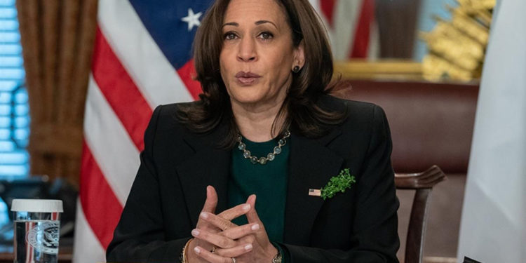 ABD Başkan Yardımcısı Kamala Harris’in uçağı zorunlu iniş yaptı