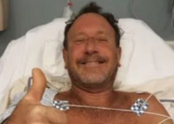 ABD'de dev balinanın ağzına alıp t&uuml;k&uuml;rd&uuml;ğ&uuml; ıstakoz avcısı yaralandı