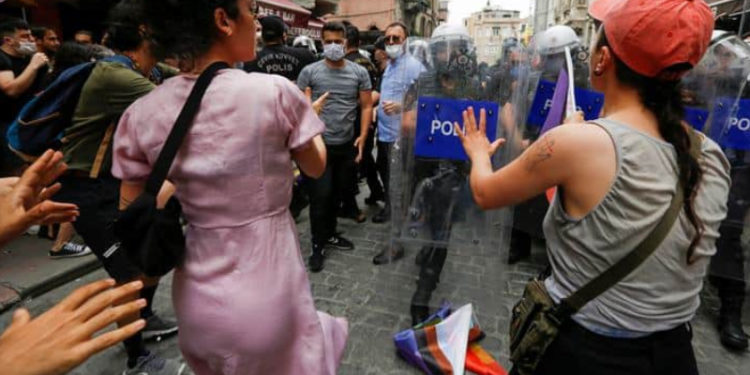 ABD'den Türk yetkililere çağrı: LGBTQI+ bireyler dahil olmak üzere herkesin temel haklarına saygı duyun