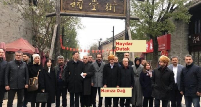 AKP’li daire başkanı ‘iş göremez’ raporu alıp Çin’e gezmeye gitmiş!