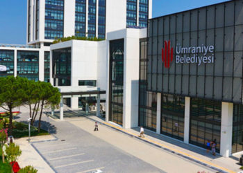 AKP’li Ümraniye Belediyesi’nin oyun gurubu ihalesini AKP'li isim aldı