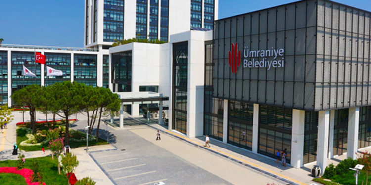 AKP’li Ümraniye Belediyesi’nin oyun gurubu ihalesini AKP'li isim aldı