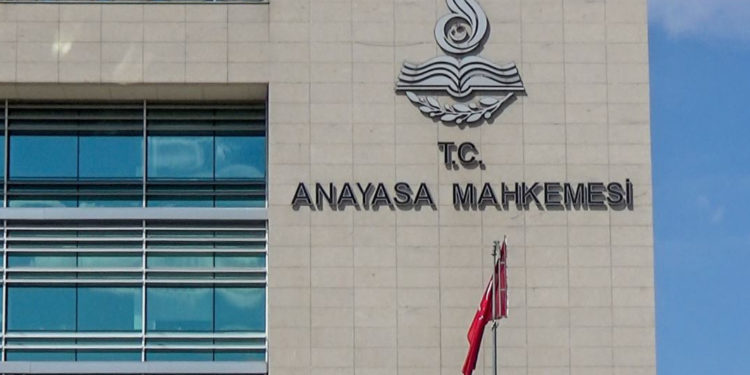 AYM’den KHK kararı: Örgüt üyeliğine MGK değil, mahkemeler karar verir