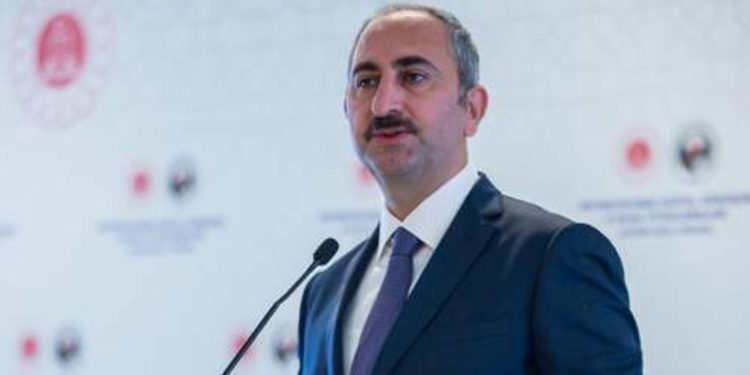 Adalet Bakanı Gül'den, "10 bin dolar alan siyasetçi" hakkında açıklama: Yargının görevi iddiaların üstüne gitmektir