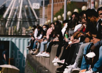 Almanya'da tehlike durumu "çok yüksek"ten "yükseğe" düştü