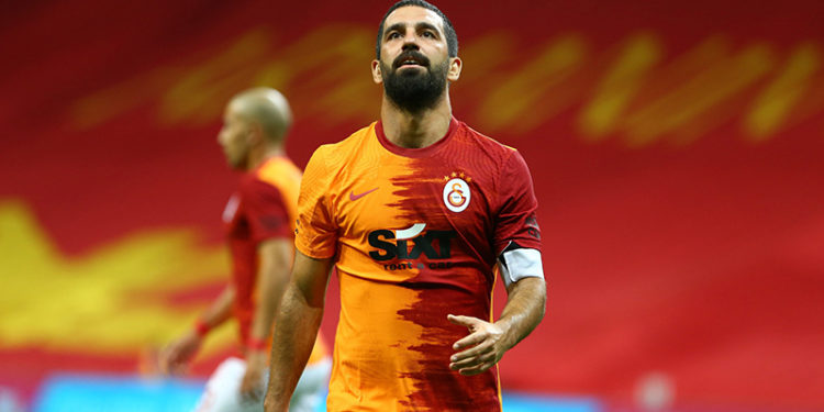 Altay'da ilk hedef Arda Turan; kaptanlık teklif edildi