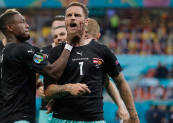 Attığı gol sonrası ırkçı ifadeler kullandığı iddia edilen Arnautovic özür diledi