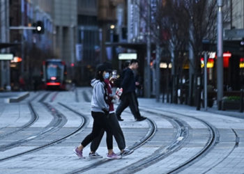 Avustralya'da Kovid-19 vakalarındaki artış nedeniyle 7 şehirde yeniden kapanmaya gidildi