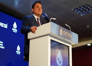 Babacan: Merkez’in döviz rezervini cayır cayır satıp eksi 60 milyar dolara indirdiler