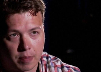 Belarus'un zorla uçaktan indirip gözaltına aldığı gazeteci devlet televizyonuna çıkarıldı