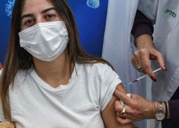 Belçika, 16-17 yaşındakileri Koronavirüs'e karşı aşılamaya başlayacak