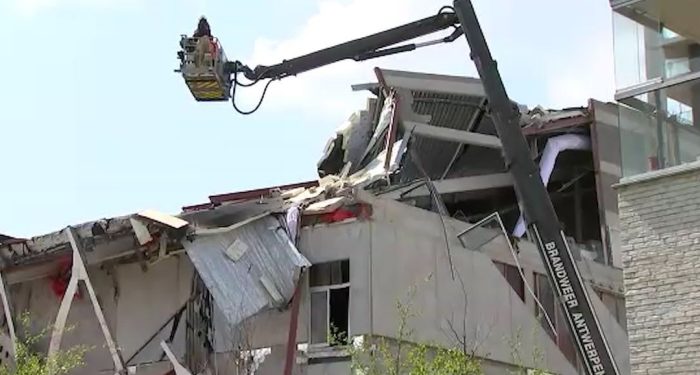 Belçika’nın Anwers şehrinde okul inşaatı çöktü; Ölü sayısı 5’e yükseldi