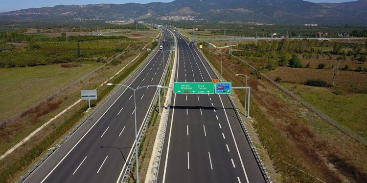 Bergama-Soma Karayolu 21b yöntemiyle sessiz sedasız gerçekleşen ihaleyle Dörtyol İnşaat’a verildi