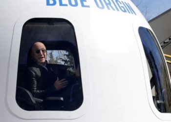 Bezos turizm&rsquo;in uzay yolculuğunda gidiş-d&ouml;n&uuml;ş bileti 28 milyon dolar
