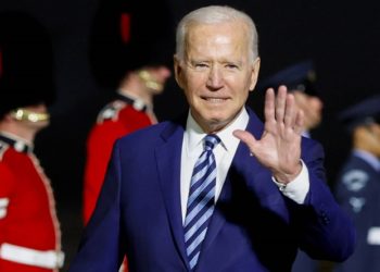 Biden: Otokratik hükümetlerle yarış halindeyiz; paravan şirketler ve kara para aklamayla mücadele edeceğiz