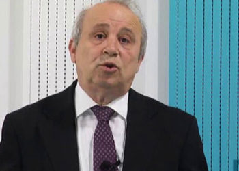 Bilim Kurulu üyesi Prof. Dr. Levent Akın: Hava sıcaklığı virüsün bulaşmasını engellemiyor