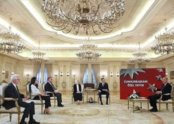 Bloomberg: TL, Erdoğan’ın politikalarının kurbanı oldu