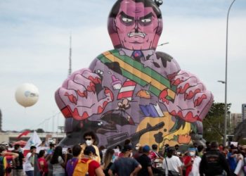 Brezilya'da Koronavirüs kaynaklı ölümler 500 bini geçti; Bolsonaro'ya tepki protestoları düzenlendi