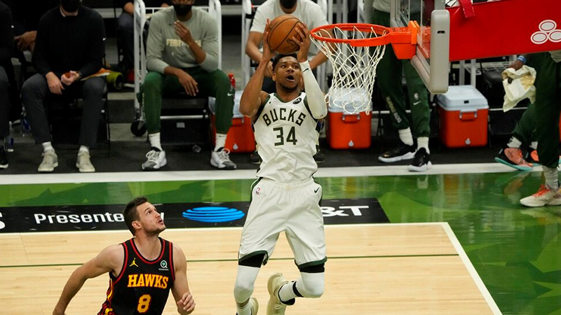 Bucks, Atlanta karşısında seriyi eşitledi