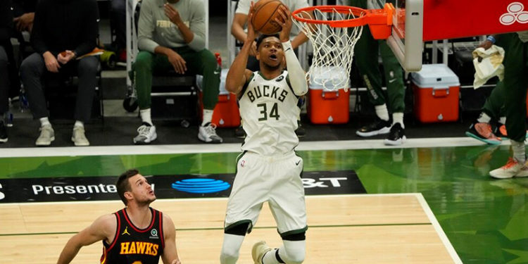 Bucks, Atlanta karşısında seriyi eşitledi