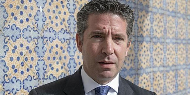 Büyükelçi Onaner: Hint yolcular, İstanbul'dan transit yaptığı için Fransa'nın kırmızı listesindeyiz