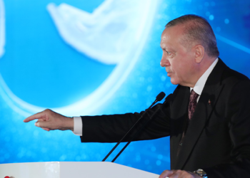 CHP'li Akın: 3 kez müjde verdiler, 10 ayda enerji faturalarına 25 defa zam yaptılar