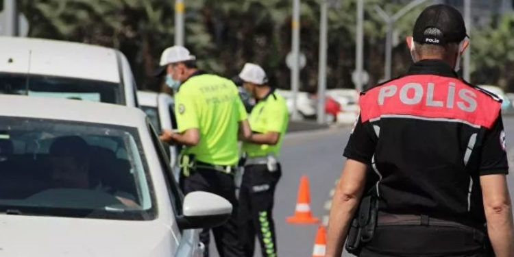 CHP'nin ‘polis intiharları araştırılsın’ önergesi, AKP ve MHP'nin oylarıyla reddedildi